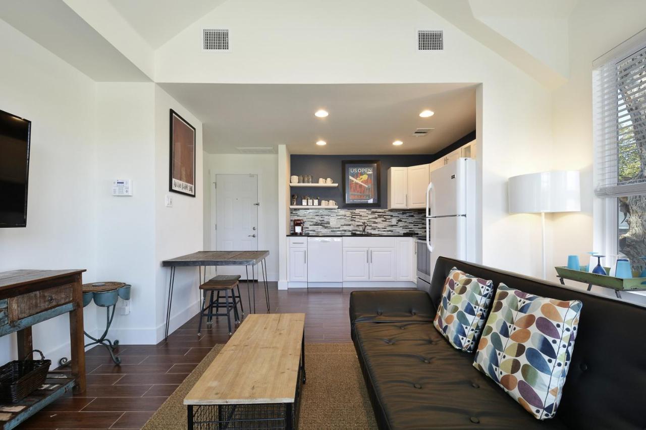 Willow House Unit B Austin Exterior photo